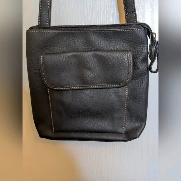 Relic hand bag, black, small with over shoulder strap